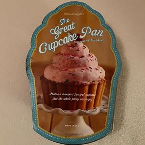 Nordic Ware ~ Williams-Sonoma ~ The Great Cupcake Pan